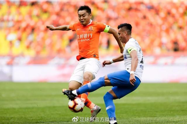  埃弗顿主场憾平连续五轮不胜陷保级泥潭  